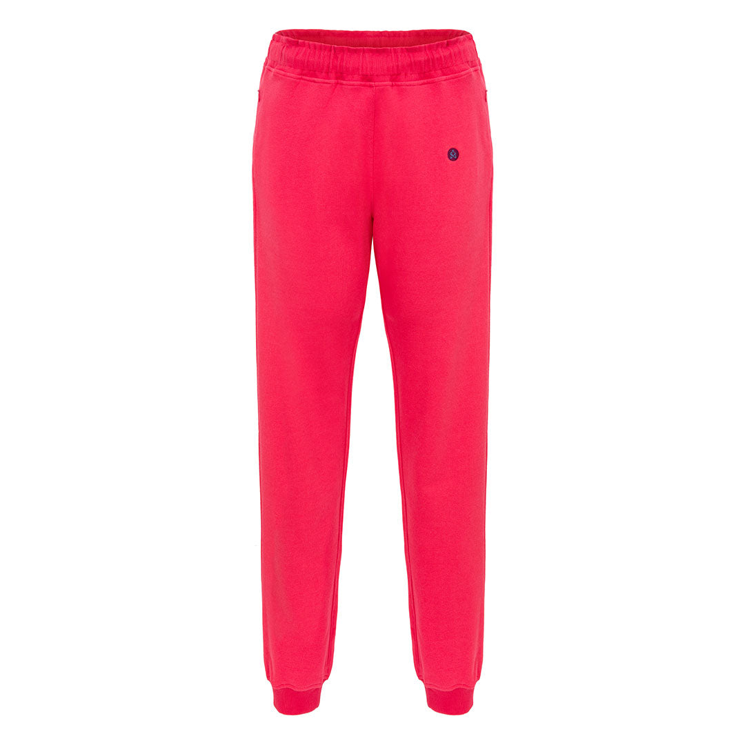 5 FRESH WAYS TO WEAR SWEATPANTS  Red joggers, Red pants outfit, Fashion